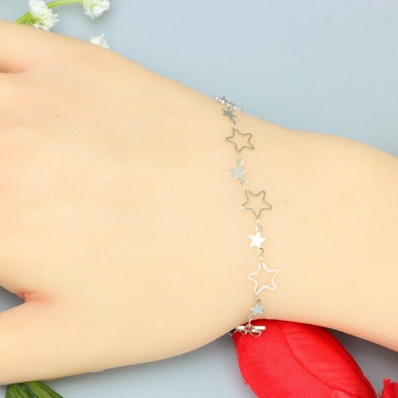 "Elegant & Trendy Bracelet, A Perfect Gift for Women, Thoughtful, EVCH1590 - Picture 4 of 10